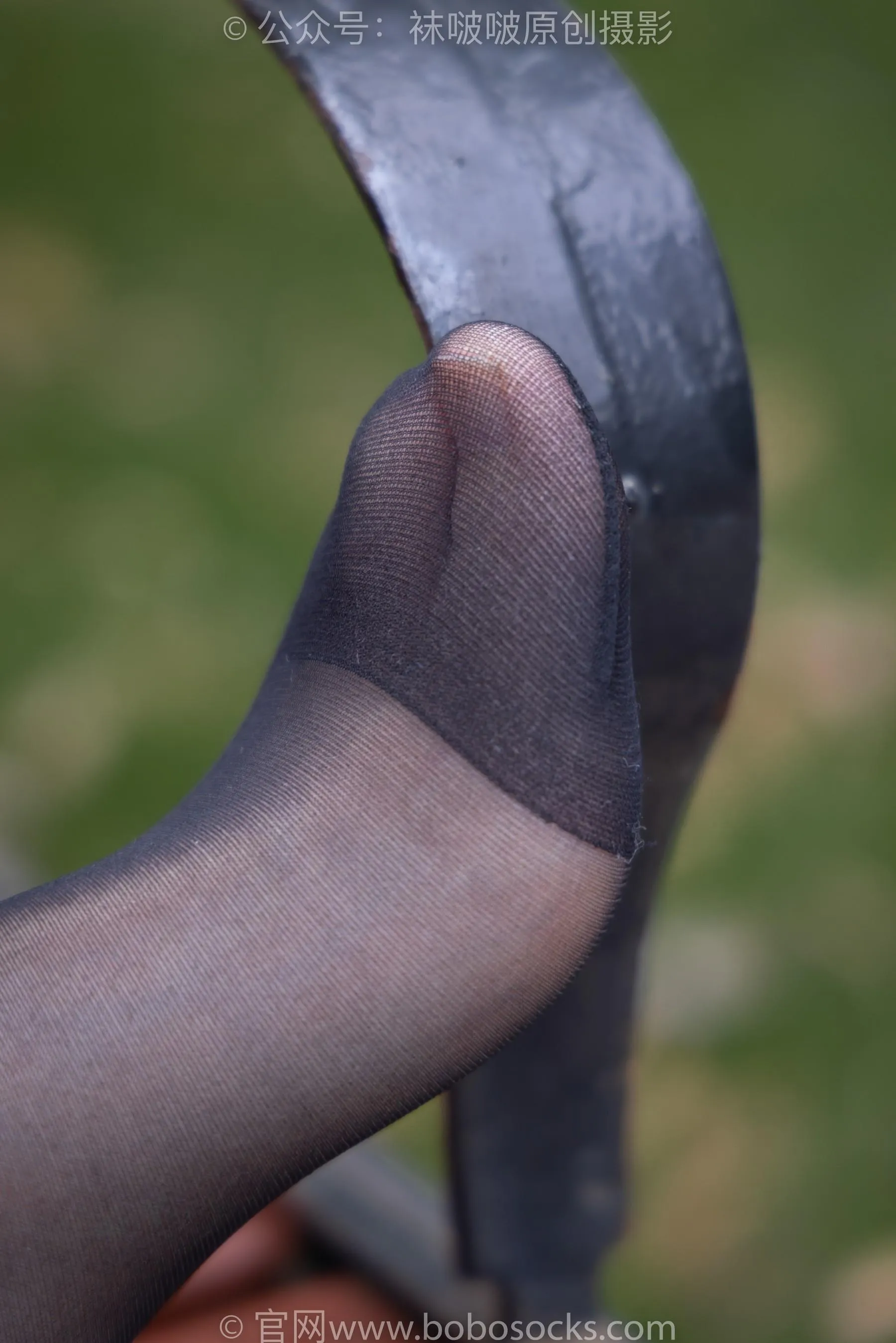 [BoBoSocks袜啵啵]NO.221 小甜豆-马丁靴、黑丝 [83P]插图1